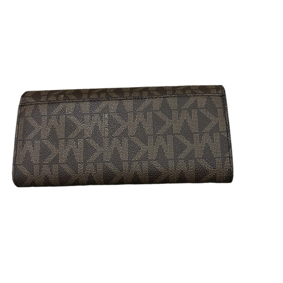 Brand New Michael Kors Branded Brown/Acorn Jet Set Travel Wallet, One Size - Picture 2 of 4